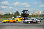 Przed startem Corvette vs JetCar, Castrol, Targi Inter Cars 2011.JPG