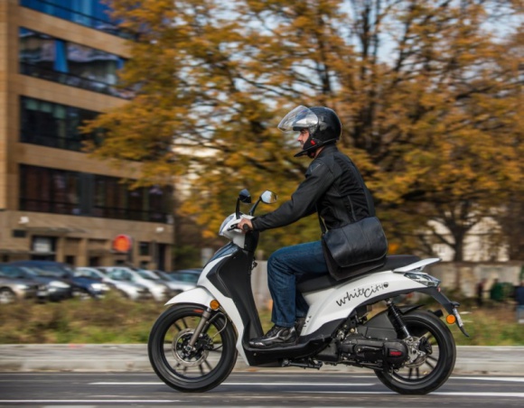 Romet gotowy na motocyklowy boom BIZNES, Motoryzacja - W najbliższych miesiącach sprzedaż motocykli z silnikami o pojemności do 125 cm3 może wzrosnąć nawet o ponad 20% - prognozuje Romet, największy polski producent skuterów i motocykli.