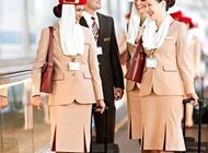 Załoga pokładowa Emirates liczy już ponad 20 tysięcy osób praca, transport - Dubaj, 27 kwietnia 2015 r.: W tym miesiącu liczba pracowników personelu pokładowego linii Emirates przekroczyła 20 tysięcy osób. To przełomowy moment w historii przewoźnika.  