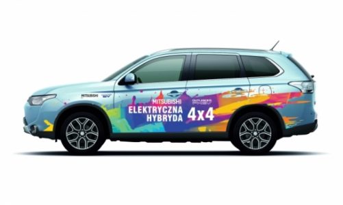 MITSUBISHI OUTLANDER PHEV ZDOBYWA NOWY ŚWIAT!