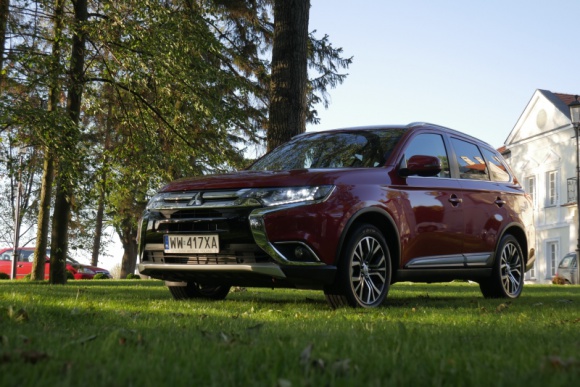 Polska premiera Mitsubishi Outlander 2016