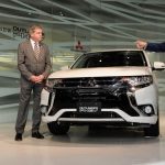 BORIS JOHNSON, BURMISTRZ LONDYNU, PREZENTUJE NOWE MITSUBISHI OUTLANDER PHEV