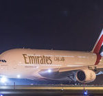 Linie Emirates zaprezentowały pierwszy na świecie dwuklasowy A380 podczas Dubai Airshow