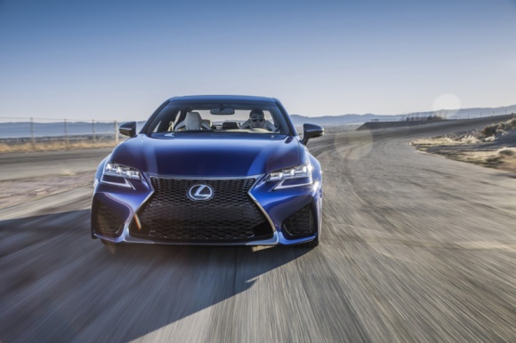 Lexus GS F wśród samochodów roku 2016 magazynu Playboy