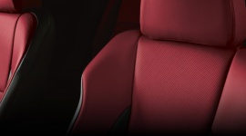 Kunszt stojący za fotelami sportowych Lexusów LIFESTYLE, Motoryzacja - Przy projektowaniu najnowszego modelu Lexusa NX, siedzenia i komfort pasażerów były na liście priorytetów głównego inżyniera marki – Takeaki Kato.
