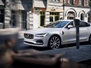 Volvo planuje sprzedać million aut elektrycznych i hybrydowych do 2025 roku.