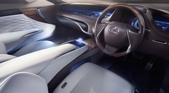 Rozszerzona rzeczywistość wkrótce w modelach Lexusa? LIFESTYLE, Motoryzacja - Toyota patentuje rozwiązanie znane z koncepcyjnego modelu LF-FC