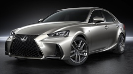 Tak wygląda Lexus IS 2017 – premiera na Salonie Samochodowym w Pekinie LIFESTYLE, Motoryzacja - Zgodnie z zapowiedzią, Lexus zaprezentował podczas trwających właśnie targów w Pekinie odświeżoną wersję sedana IS. Najważniejsze zmiany obejmują przód samochodu, nowe reflektory i nowy, większy ekran systemu multimedialnego.