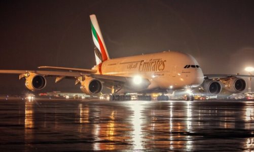 Linie Emirates wprowadzają flagowy samolot Airbus A380 na trasie do Moskwy