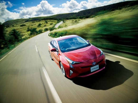 Consumer Reports: Prius liderem wydajności BIZNES, Motoryzacja - Toyota Prius 2016 jest najbardziej wydajnym samochodem w historii testów wiodącej amerykańskiej organizacji konsumenckiej Consumer Reports.