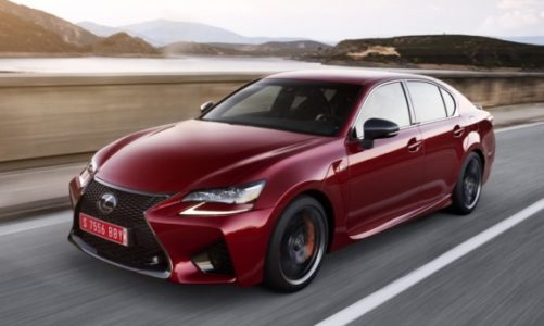 Lexus GS F uhonorowany na gali magazynu Playboy