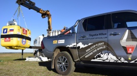 Toyota Hilux pomogła ustanowić balonowy rekord świata