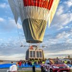 Toyota Hilux w pogoni za balonem dookoła świata