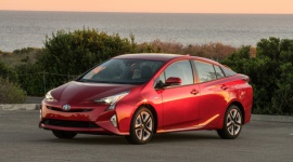 Toyota Prius Zielonym Samochodem Roku magazynu Auto Express LIFESTYLE, Motoryzacja - Brytyjski magazyn Auto Express przyznał flagowej hybrydzie Toyoty tytuł Green Car of the Year. W uzasadnieniu werdyktu podkreślono, że niemal 20 lat po premierze pionierskiego modelu, Prius czwartej generacji jest jeszcze bardziej wydajny i przyjazny dla użytkownika.