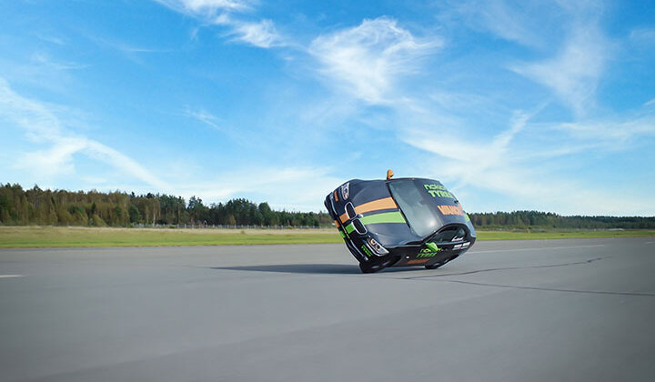 Nokian Tyres i Vianor pobiły rekord prędkości jazdy na dwóch kołach wydarzenia, sport - 
