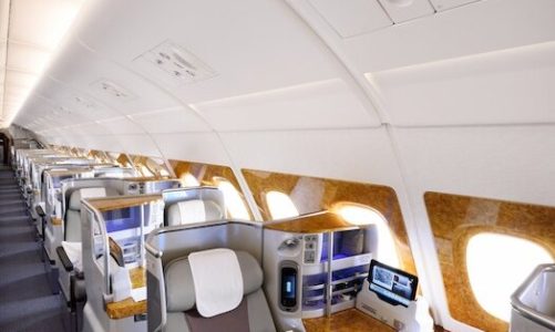 Linie Emirates odbierają samoloty Airbus A380 i Boeing 777 nowej generacji