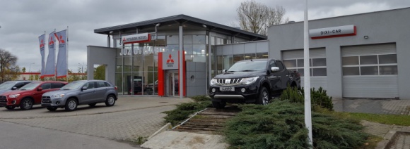 Nowy salon i serwis Mitsubishi Motors w Radomiu BIZNES, Motoryzacja - Sieć autoryzowanych placówek Mitsubishi Motors powiększyła się ostatnio o nowy obiekt z przestronnym salonem i serwisem, otwarty w Radomiu przez znaną na radomskim rynku firmę Dixi-Car S.A. Nowoczesną stację zlokalizowano przy ulicy Czarnieckiego 108.