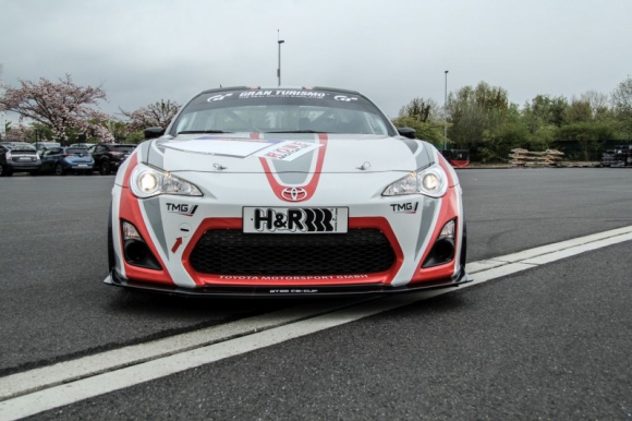 GT86 Cup VLN na torze Nürburgring kontynuowane w 2017 roku LIFESTYLE, Motoryzacja - Toyota Motorsport GmbH (TMG) potwierdziła, że w 2017 roku będzie kontynuowała puchar dla entuzjastów Toyoty GT86 w ramach niemieckiej serii wyścigów długodystansowych VLN.