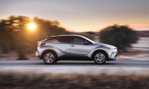 Toyota C-HR w finale Car of the Year 2017