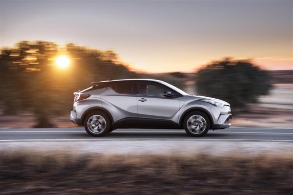 Toyota C-HR w finale Car of the Year 2017