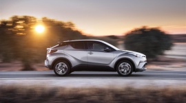 Toyota C-HR w finale Car of the Year 2017 LIFESTYLE, Motoryzacja - Toyota C-HR, nowa propozycja Toyoty w segmencie crossoverów, znalazła się w finale konkursu Car of the Year 2017.