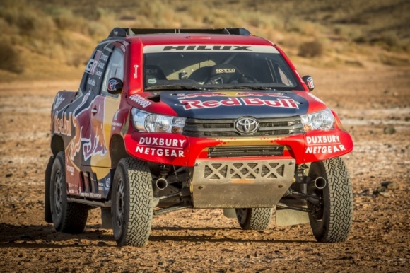 Toyota gotowa do Rajdu Dakar 2017 LIFESTYLE, Motoryzacja - 2 stycznia 491 zawodników wystartuje w Rajdzie Dakar 2017, uważanym za najtrudniejszy rajd na świecie. Uczestnicy startują w wielu kategoriach, obejmujących ciężarówki, samochody, motocykle, quady i lekkie samochody 4WD.