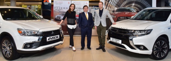 Maciej Stuhr i Anna Cieślak w nowych modelach Mitsubishi