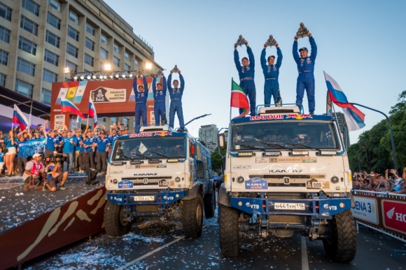 KAMAZ-Master wygrał Rajd Dakar oraz Africa Eco Race na oponach Continental