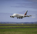 Linie Emirates świętują udany pierwszy rok najdłuższego bezpośredniego połączenia A380 na świecie