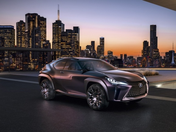 Potwierdzone – Lexus UX trafi do produkcji BIZNES, Motoryzacja - W wywiadzie udzielonym portalowi Motoring wiceprezes Lexus International Yoshihiro Sawa potwierdził, że subkompaktowy crossover Lexus UX, zaprezentowany w ubiegłym roku jako samochód koncepcyjny na paryskim salonie samochodowym, będzie produkowany seryjnie.