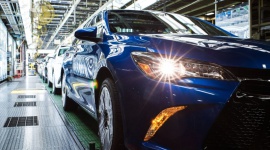 Toyota inwestuje 1,33 miliarda dolarów w reorganizację swojej fabryki w USA BIZNES, Motoryzacja - Toyota zainwestuje 1,33 miliarda dolarów w fabrykę samochodów w Kentucky.
