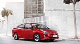 Toyota Prius – samochód na lata BIZNES, Motoryzacja - Toyota Prius obchodzi w tym roku swoje 20 urodziny – a wraz z nią rynek aut hybrydowych.