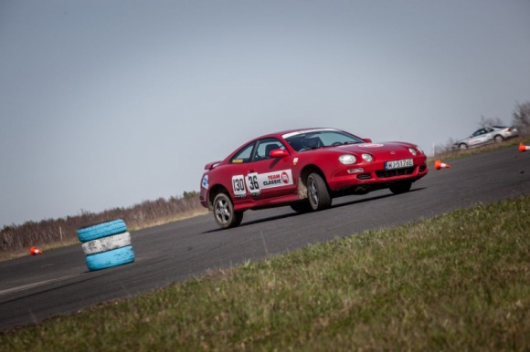 Classicauto Cup zaprasza do Ułęża! LIFESTYLE, Motoryzacja - Pierwsze dwie eliminacje największego w Polsce pucharu dla samochodów klasycznych i youngtimerów Classicauto Cup 2017 już za nami.