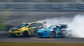 Toyota Auris wygrywa w Formula Drift LIFESTYLE, Motoryzacja - Norweski kierowca Fredric Aasbø i jego nowy driftingowy Auris zadziwili fanów palenia gumy w Ameryce. W drugiej rundzie serii Formula Drift zarówno kierowca, jak i Toyota wysunęli się na prowadzenie w klasyfikacji generalnej mistrzostw.