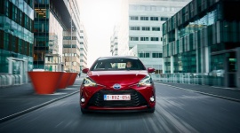 5 powodów dla których nowa Toyota Yaris jest lepsza od poprzednika BIZNES, Motoryzacja - Toyota Yaris trzeciej generacji doczekała się już drugiej kuracji odmładzającej.