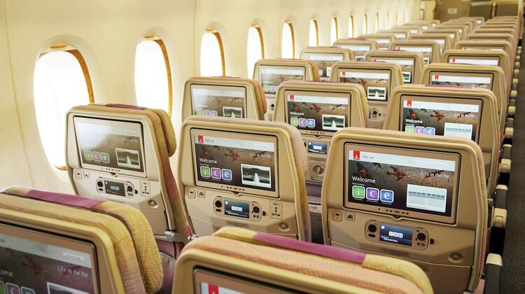 Linie Emirates po raz 13. z rzędu otrzymują nagrodę za najlepszy system rozrywki pokładowej na gali Skytrax World Airline Awards wydarzenia, transport - Ponadto przewoźnik zdobywa wyróżnienie za najlepsze udogodnienia w klasie pierwszej