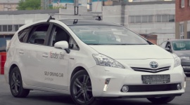 Toyota Prius+ samochodem autonomicznym w testach rosyjskiego Yandexu LIFESTYLE, Motoryzacja - Rosyjski Yandex, firma działająca w branży internetowej i wydawca aplikacji Yandex.Taxi, przeprowadził swój pierwszy test samochodów autonomicznych.