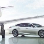 Lexus LS – w garniturze na sportowo