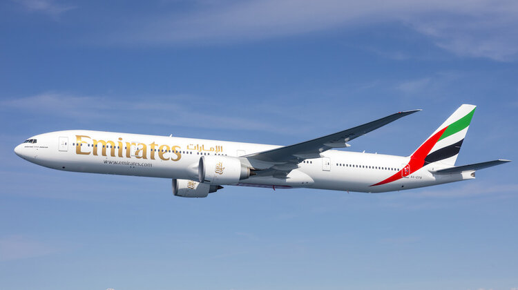 Emirates jeszcze bardziej przybliżają Wietnam