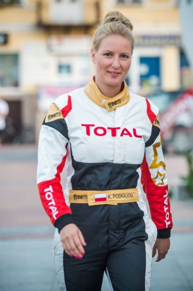 Klaudia Podkalicka na podium rajdu Polskie Safari LIFESTYLE, Motoryzacja - Klaudia Podkalicka, wraz z pilotem Błażejem Czekanem stanęli na podium 37. Rajdu Polskie Safari w Przasnyszu.