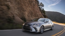 Lexus zapowiada zmiany w gamie modelowej IS i GS