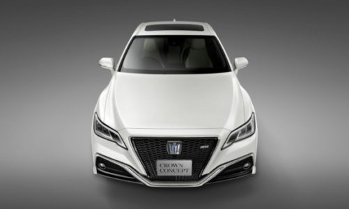 Toyota Crown Concept i limuzyna Century na Tokyo Motor Show 2017