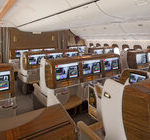 Linie Emirates prezentują nowe kabiny w Boeingach 777 oraz kampanię reklamową z udziałem Clarksona
