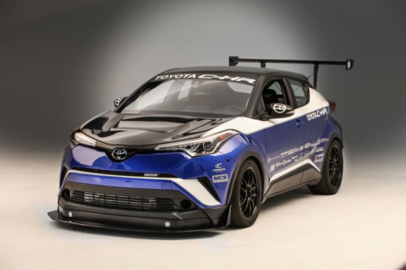 Co kryje się pod lakierem 600-konnej Toyoty C-HR R-Tuned