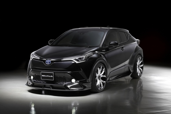 Toyota C-HR z pakietem aerodynamicznym WALD Sports Line LIFESTYLE, Motoryzacja - Nowa Toyota C-HR to samochód, który przyciąga wzrok jak magnes. Stylistyczne rozwiązania rodem ze sportowych coupe przeniesione do kompaktowego crossovera o masywnych nadkolach i zwiększonym prześwicie dały efekt, który nie pozostawia nikogo obojętnym.