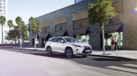 Lexus RX dla siedmiorga