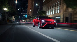 Toyota sprzedała w Kalifornii 3000 wodorowych Mirai