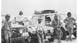 To dłuższa historia – dzieje Toyoty w Rajdzie Dakar