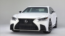 Lexus najlepszą marką pod względem zadowolenia klientów w Australii LIFESTYLE, Motoryzacja - W rankingu zadowolenia klientów, opublikowanym przez renomowaną australijską firmę analityczną Roy Morgan, Lexus zdobył tytuł Best of the Best – najlepszego z najlepszych – uzyskując najwyższą ocenę spośród wszystkich firm nagrodzonych w 32 różnych kategoriach.