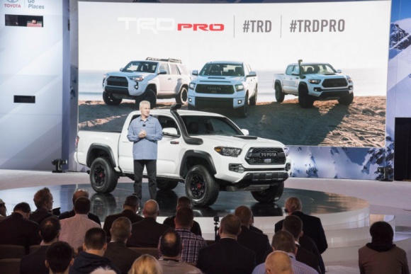 Gama modeli TRD Pro Toyoty debiutuje na targach w Chicago LIFESTYLE, Motoryzacja - Na rozpoczynających się właśnie targach motoryzacyjnych w Chicago Toyota zaprezentowała odświeżoną gamę modeli TRD Pro na rok modelowy 2019.